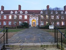 Bromley College Bromley College-geograph-5227008.jpg