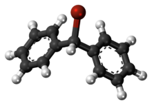 Kuličkový model bromodifenylmethanu