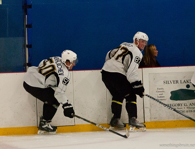 File:Bruins Dev Camp-6919 (5920243412).jpg