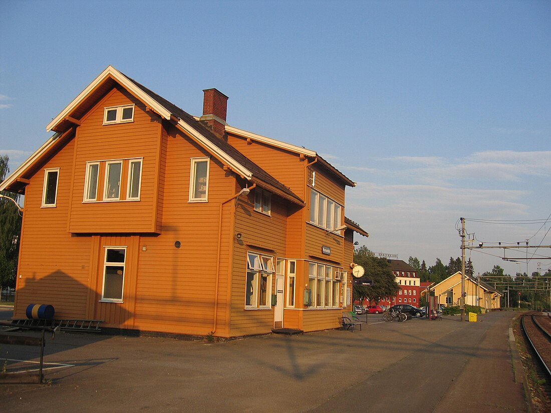 Brumunddal Station