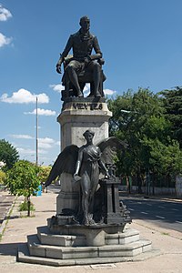 Monumento al prócer J. Hipólito Vieytes. Ciudad de Buenos Aires (Argentina). Bronce.
