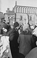 Bundesarchiv Bild 101I-030-0766-25, Polen, Menschen auf Straße, Markt.jpg