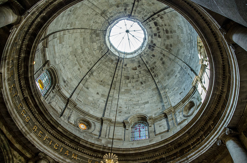 File:Cúpula en la catedral.jpg