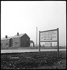 Greenhills in February 1938 CH-NB - USA, Greenhills-OH- Resettlement Project - Annemarie Schwarzenbach - SLA-Schwarzenbach-A-5-10-103.jpg