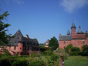 Habiter à Collonges-la-Rouge