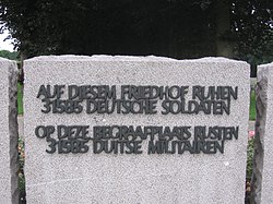 CemeteryYsselsteyn3.jpg