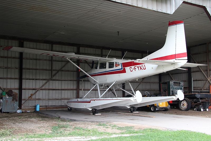 File:Cessna A185E Skywagon Private C-FYKU, CNC4 Guelph Airpark, ON, Canada PP1383218370.jpg