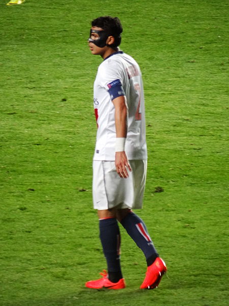 File:Chelsea FC v Paris Saint-Germain, 8 April 2014 (53).jpg