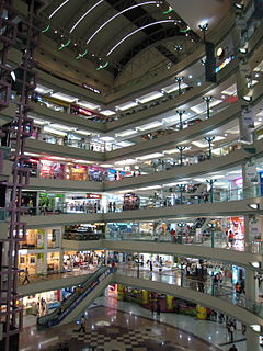 Nákupní centrum Ciputra, Jakarta, Indonésie.jpg