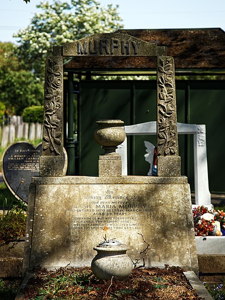 File:City of London Cemetery Jesse Maria Murphy gravestone monument 1.jpg