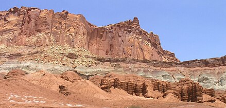 Cliffs above Utah 24 just west of Capitol Reef