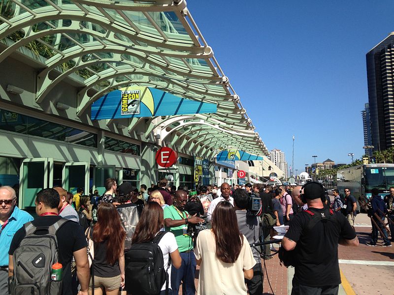 File:Comic-Con 2014 (14592682879).jpg