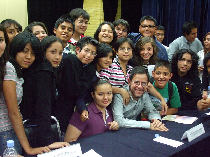 File:Conferencia Dr. Federico Navarrete Linares Prepa 2 octubre 2008.JPG