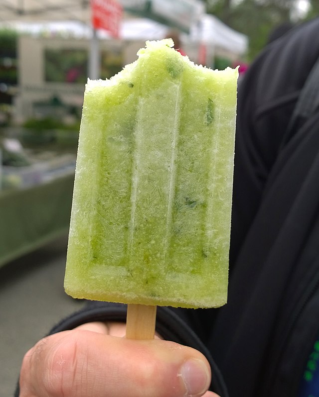 https://upload.wikimedia.org/wikipedia/commons/thumb/2/2e/Cucumber%2C_elderflower_and_mint_ice_pop_from_Nicepops_%2818159920902%29.jpg/640px-Cucumber%2C_elderflower_and_mint_ice_pop_from_Nicepops_%2818159920902%29.jpg