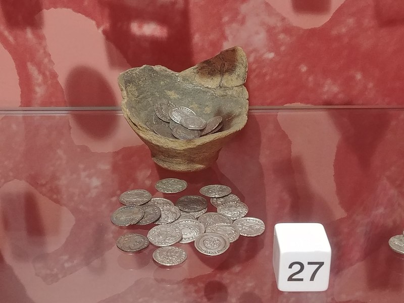 File:Deepdale hoard.jpg