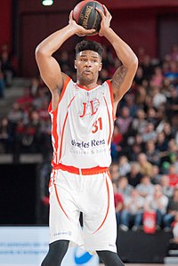 Devin Booker - Bourg-en-Bresse vs. Paris-Levallois, 15 novembre 2014.jpg