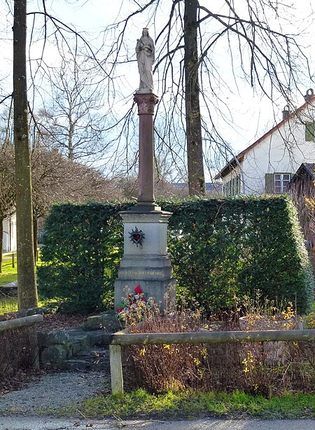 Dießen Mariensäule Marienplatz 001 201412 021