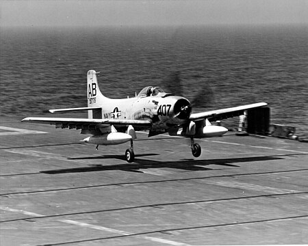 Douglas_A-1_Skyraider