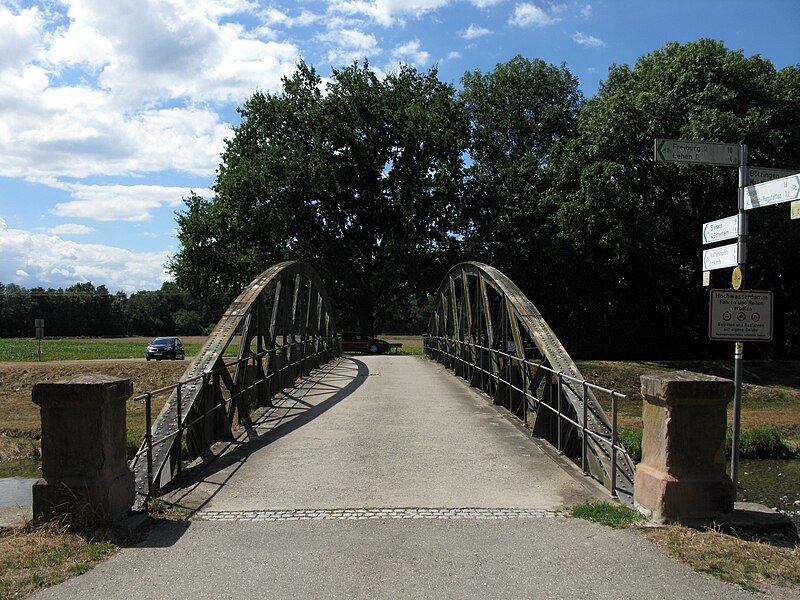 File:Dreisambrücke in March-Hugstetten.jpg