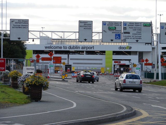 Sign to Dublin Airport