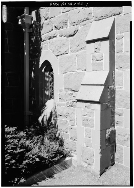 File:EAST SIDE, DETAIL OF BUTTRESS - St. Matthew's Episcopal Church, El Camino Real and Baldwin Street, San Mateo, San Mateo County, CA HABS CAL,41-SANMA,1-7.tif