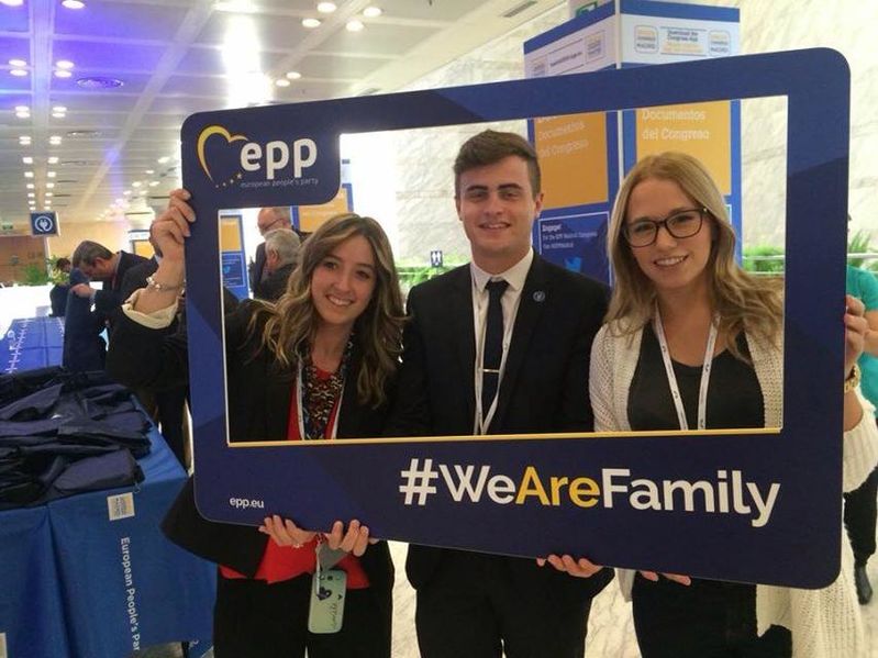 File:EPP Congress in Madrid (22399107771).jpg