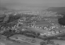 Aerial view (1955) ETH-BIB-Gretzenbach-LBS H1-018763.tif