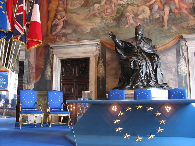 File:EU Roma Musei Capitolini close-up.jpg