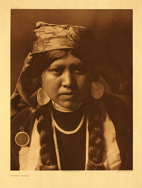 Yakama woman, photographed by Edward Curtis