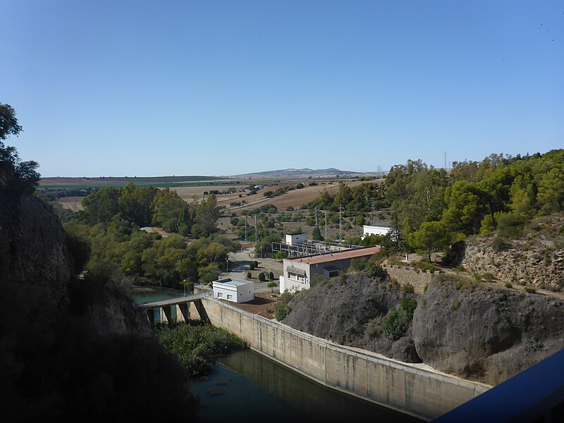 File:Embalse-de-Bornos-P1420770.jpg