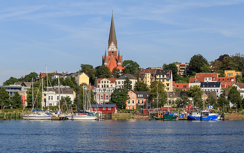 File:Flensburg 2015-08 img15 view to Jürgensby.jpg