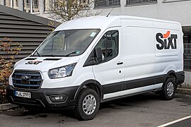 Ford E-Transit (2022) - left front view