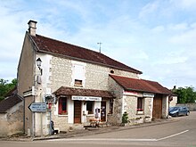 Fouronnes-FR-89-auberge-05.JPG