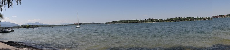 File:Frauenchiemsee (Insel), 83256 Chiemsee, Germany - panoramio (10).jpg