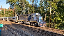 GP40PH-2 4109 enters Maplewood Station GP40PH-2 4109 Maplewood.jpg