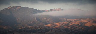 <span class="mw-page-title-main">Gabilan Range</span> Mountain range in the American state of California