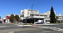 Good Samaritan Hospital, est. 1965. Good Samaritan Hospital (San Jose) 3659 (cropped).jpg