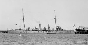 HMS Pyramus SLV Green 1914.jpg