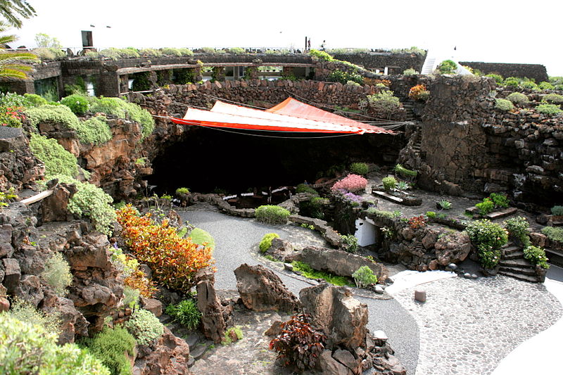 File:Haría - MNLC - LZ-1 - Jameos del Agua 18 ies.jpg