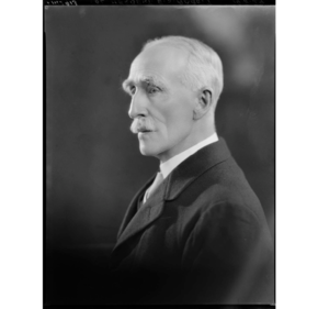 Herbert Edvard Steysi Abbott.png