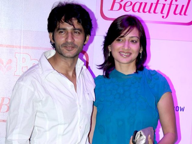 Tejwani with wife Gauri Pradhan at an event.