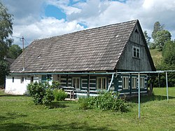 خانه چوبی معمولی