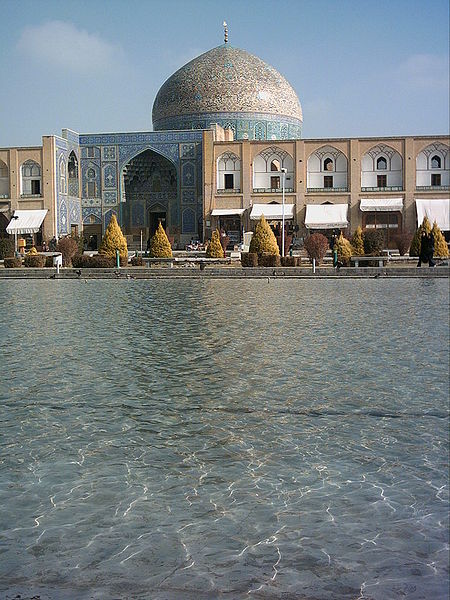 Fail:Isfahan-Sheikh_Lotf_Allah_Mosque.jpg