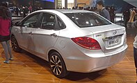 JAC Heyue A20 03 -- Auto China -- 2014-04-23.jpg