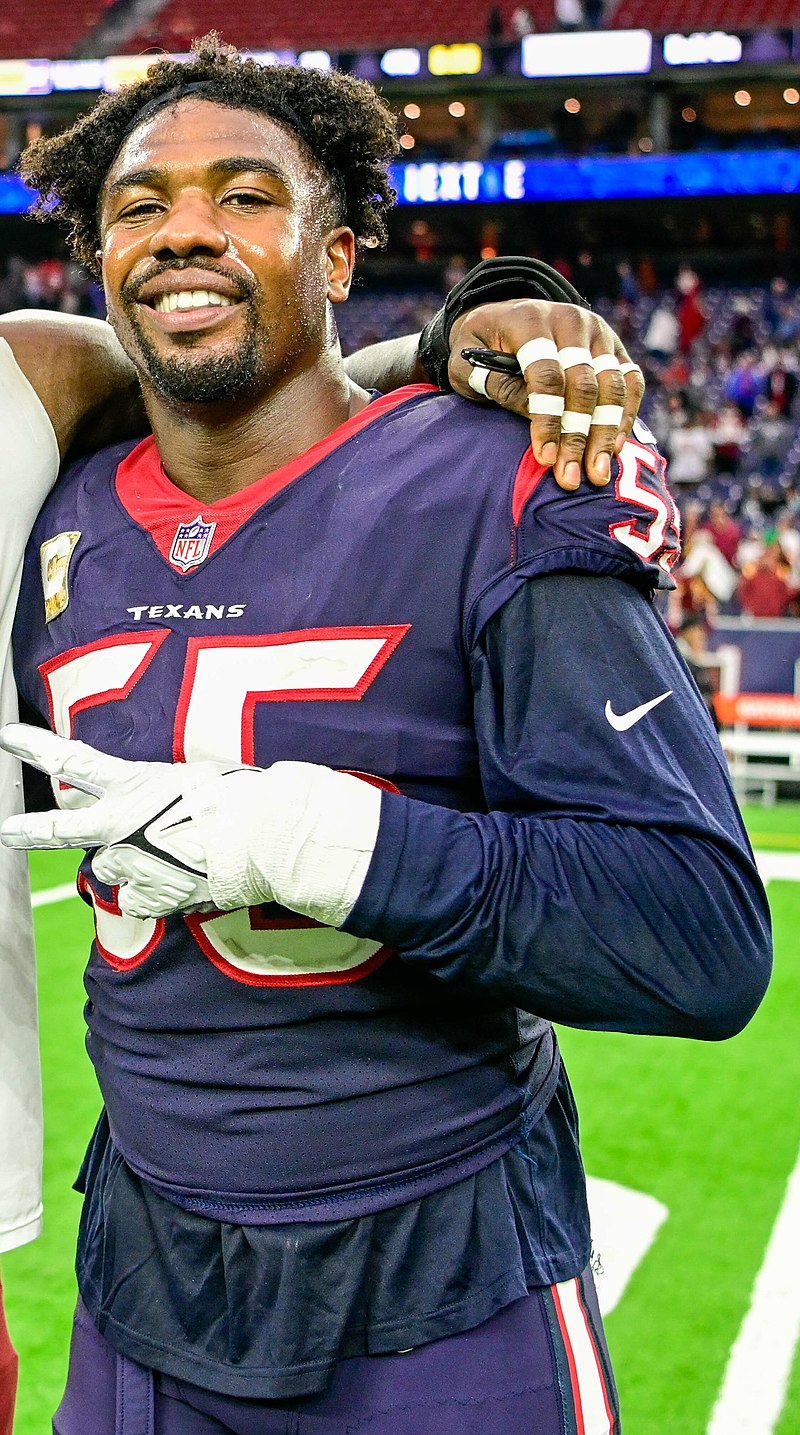 Texans' Jerry Hughes fined by NFL uniform police