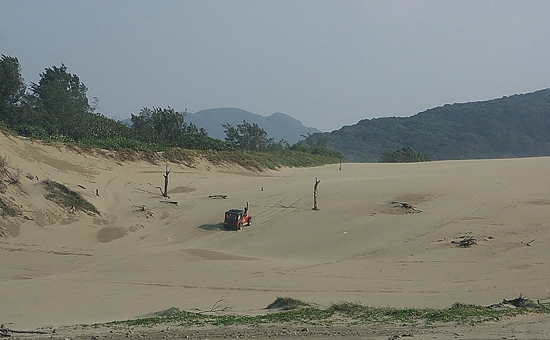 File:Jiupeng Coastal Dunes 九棚沙漠 - panoramio.jpg