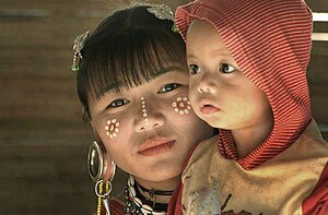 Kayaw woman with her child.jpg