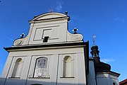 Čeština: Průčelí kostela. Poutní kostel Nanebevzetí Panny Marie. Klokoty. Okres Tábor. Česká republika. Camera location 49° 24′ 51.91″ N, 14° 38′ 41.9″ E    View all coordinates using: OpenStreetMap