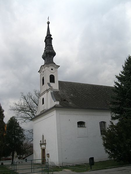 File:Kostel sv. Stanislava, hřbitovní (Mohelnice).JPG