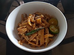 Labong with tinapa (Bamboo shoots in smoked fish with tomato sauce) 1.jpg
